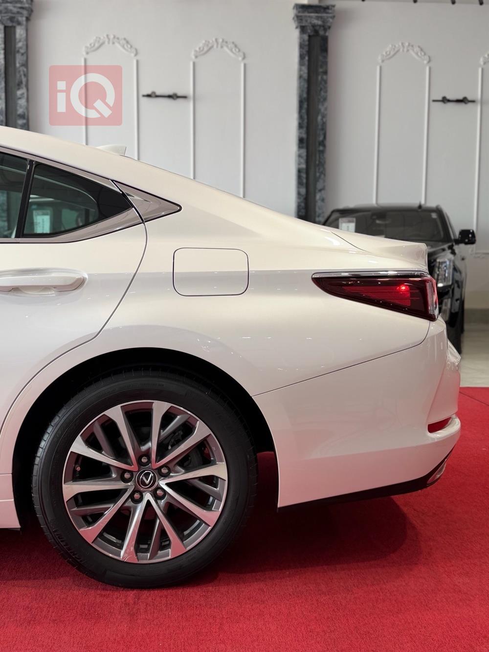 https://cdn.iqcars.io7136a679-ce6a-48d5-957c-5f4699f7bf91_3.jpg
